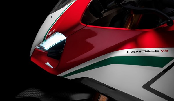 Ducati Panigale V4 - The New Opera 