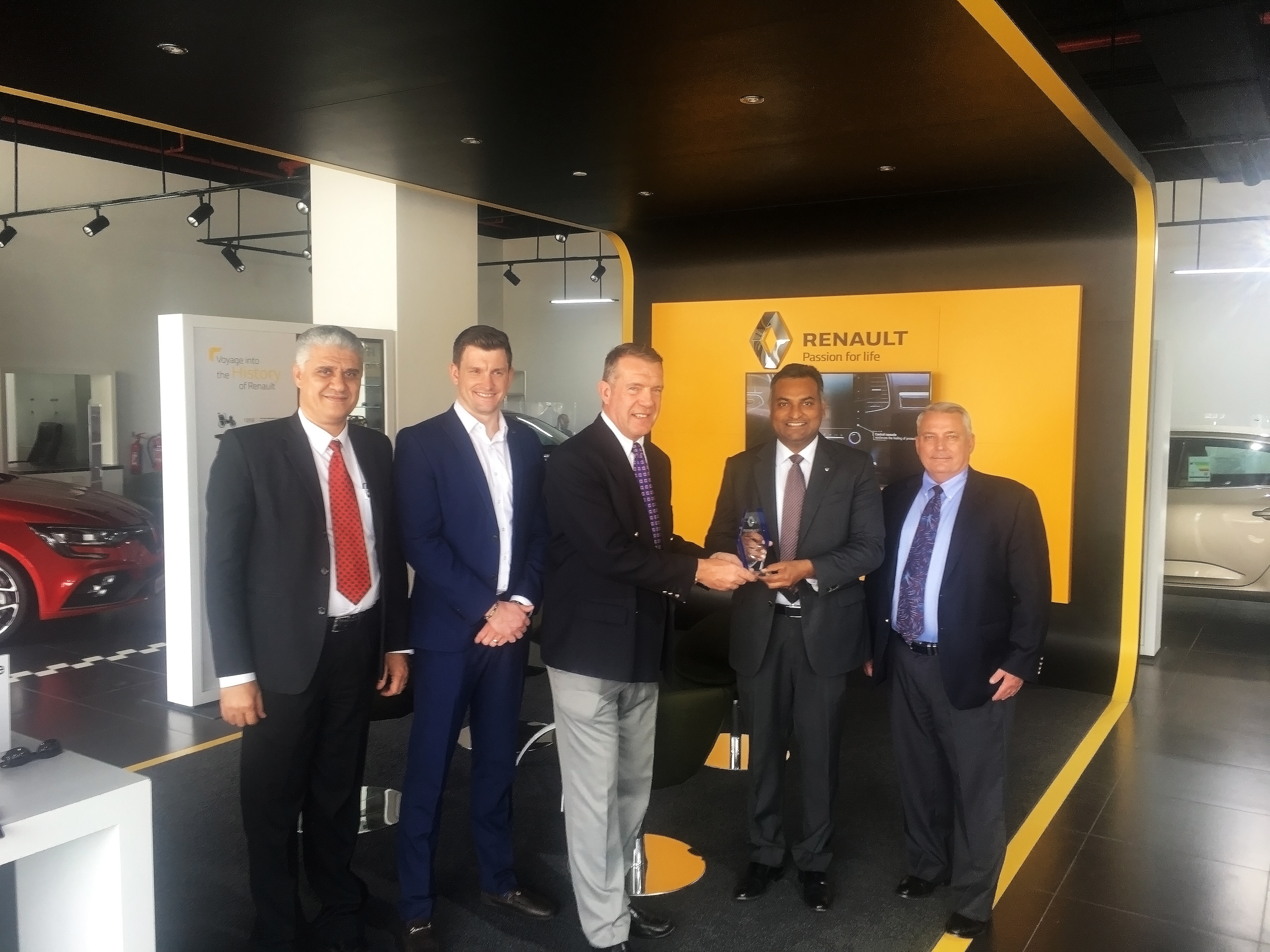 Al Masaood Automobiles named “Voice of Customer” winner by Renault Middle East
