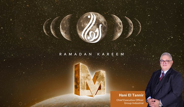 Hani El Tannir, CEO of Group Industrial, notes down a warm message on Ramadan